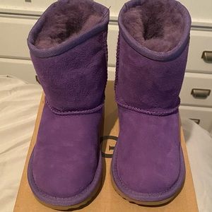 Purple Toddler Authentic Ugg boots, never worn!